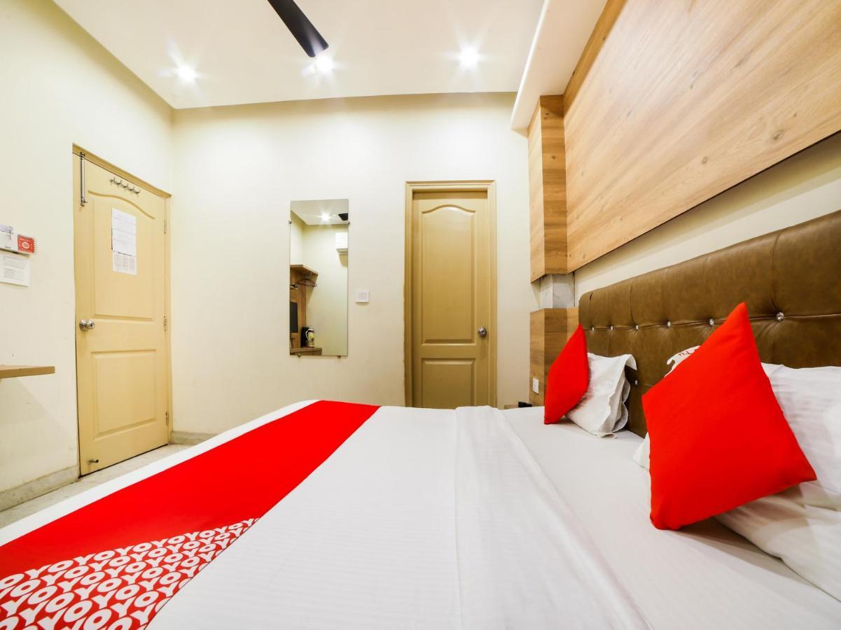 Oyo 78699 Hotel Klick International Ню Делхи Екстериор снимка