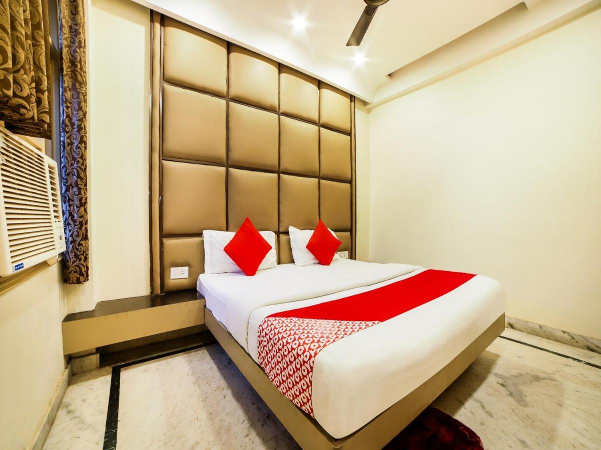Oyo 78699 Hotel Klick International Ню Делхи Екстериор снимка