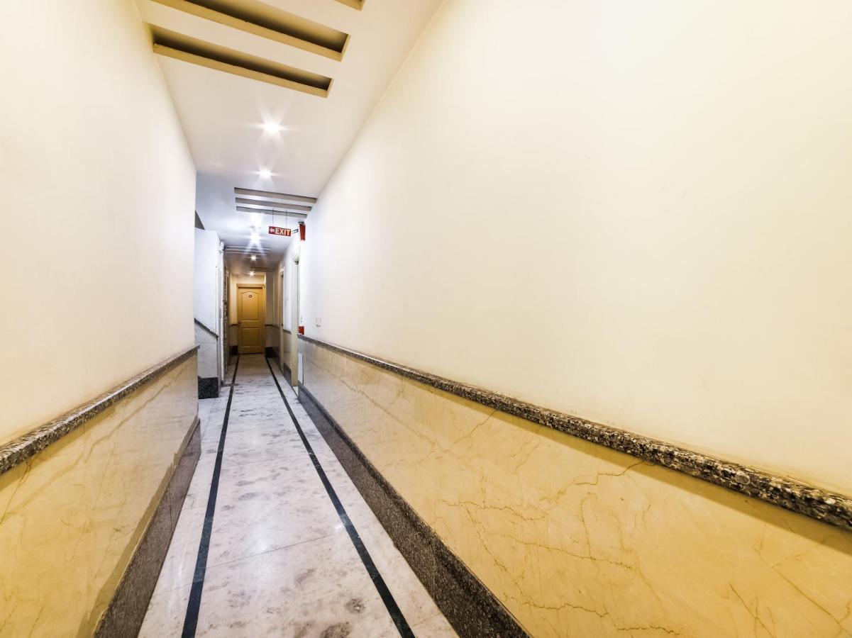 Oyo 78699 Hotel Klick International Ню Делхи Екстериор снимка